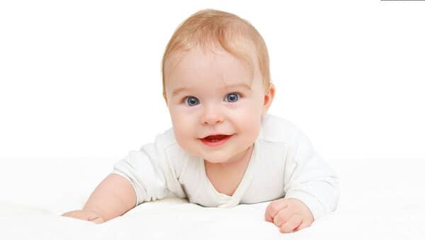 Tên Hương thuộc hành Mộc, là mùi của cỏ cây, hoa lá