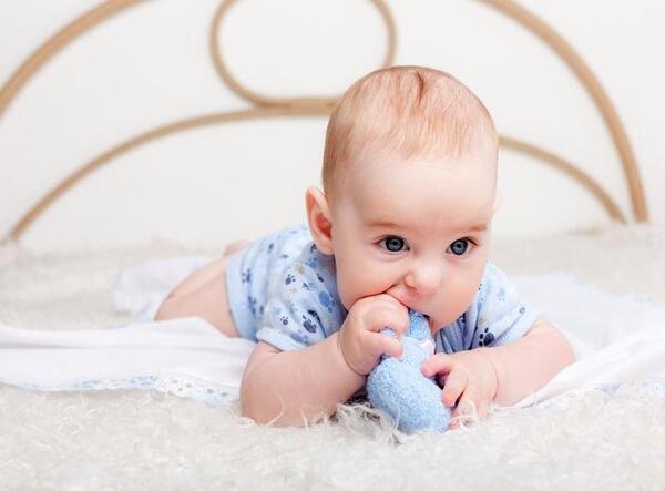 Đặt biệt danh của con nên mang hàm nghĩa tốt đẹp